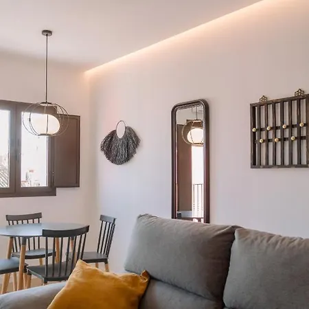 Vilasuites Trinitat Apartment